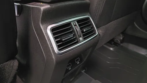 RENAULT Megane Megane 1.3 TCe FAP Intens EDC