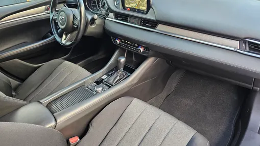 MAZDA 6 6 2.0 Center-Line aut