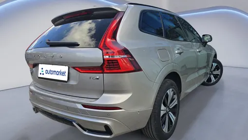 VOLVO XC60 XC60 T6 Plug-In Hybrid AWD Plus Dark aut