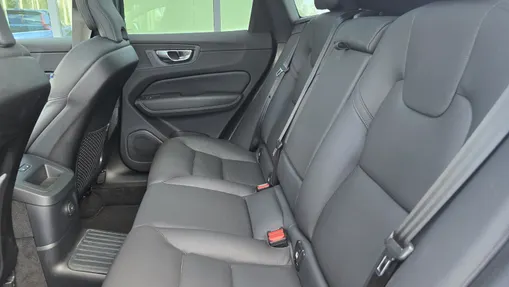 VOLVO XC60 XC60 T6 Plug-In Hybrid AWD Plus Dark aut