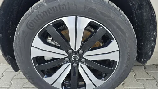 VOLVO XC60 XC60 T6 Plug-In Hybrid AWD Plus Dark aut