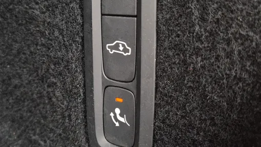 VOLVO XC60 XC60 T8 AWD Plug-In Hybrid R-Design aut