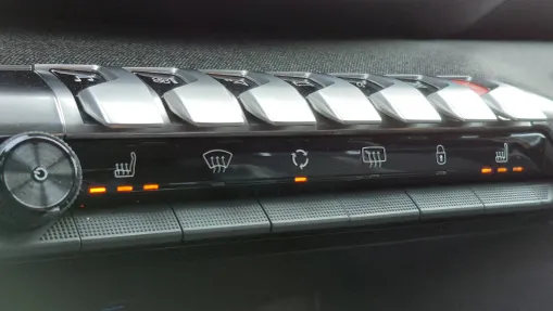 PEUGEOT 5008 5008 2.0 BlueHDi Road Trip S&S EAT8