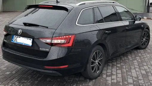 SKODA Superb Superb 2.0 TDI L&K DSG