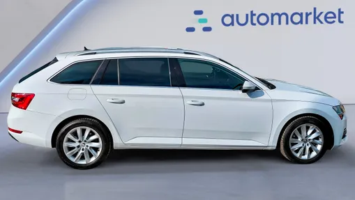 SKODA Superb Superb 2.0 TDI SCR 4x4 Style DSG