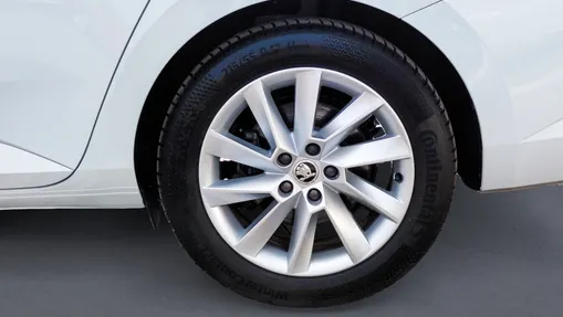 SKODA Superb Superb 2.0 TDI SCR 4x4 Style DSG