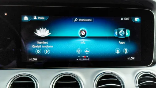 MERCEDES-BENZ E Klasa E 300 d 4-Matic Avantgarde