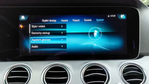 MERCEDES-BENZ E Klasa E 300 d 4-Matic Avantgarde
