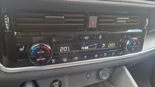 NISSAN Qashqai Qashqai 1.3 DIG-T mHEV N-Connecta Xtronic Nowy