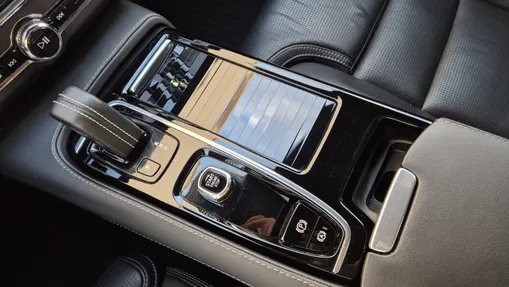 VOLVO V90 V90 T8 AWD Plug-In Hybrid R-Design aut