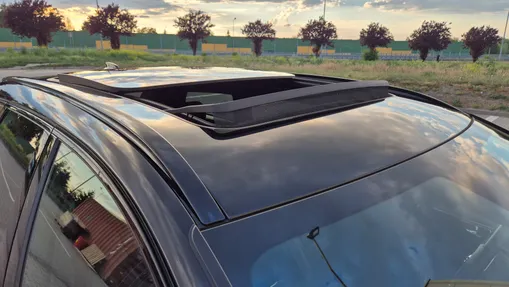 VOLVO V90 V90 T8 AWD Plug-In Hybrid R-Design aut