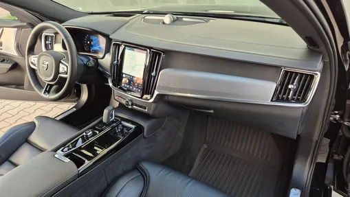 VOLVO V90 V90 T8 AWD Plug-In Hybrid R-Design aut