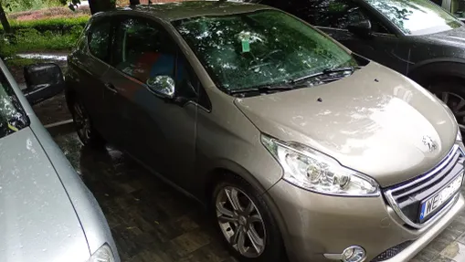 PEUGEOT 208 208 1.2 mHEV Allure