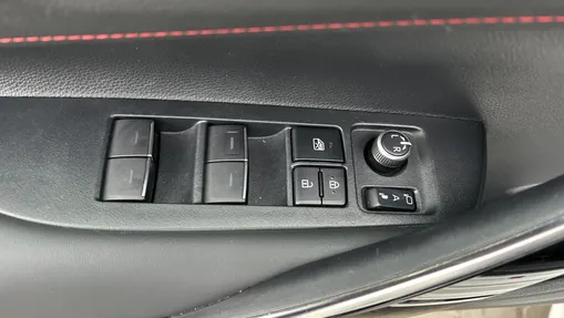 TOYOTA Corolla Corolla 2.0 Hybrid GR Sport Dynamic