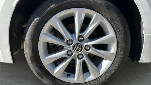 TOYOTA Corolla Corolla 1.8 Hybrid Comfort
