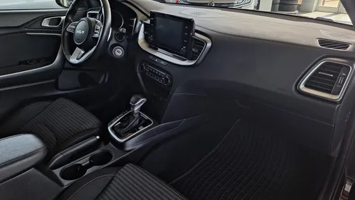 KIA Cee'd Ceed 1.5 T-GDI M DCT