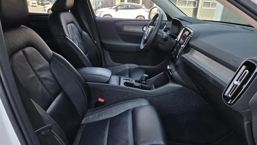 VOLVO XC40 XC40 B3 Core aut