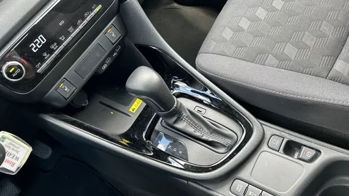 TOYOTA Yaris Yaris Hybrid 1.5 Style
