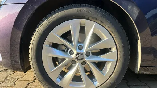 SKODA Octavia Octavia 1.5 TSI mHEV Selection DSG