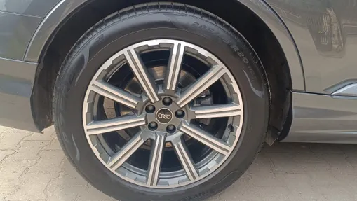 AUDI Q7 Q7 3.0 TDI Quattro Tiptr.