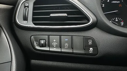HYUNDAI i30 i30 1.5 T-GDI 48V Modern