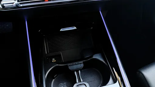 MERCEDES-BENZ GLB GLB 200 Progressive 7G-DCT
