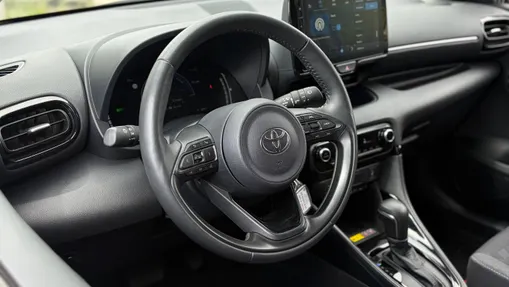 TOYOTA Yaris Yaris Hybrid 1.5 Style