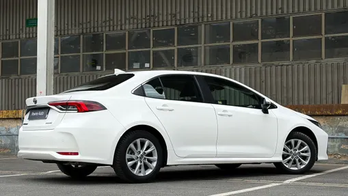 TOYOTA Corolla Corolla 1.8 Hybrid Comfort