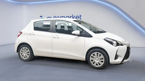 TOYOTA Yaris Yaris 1.0 Active