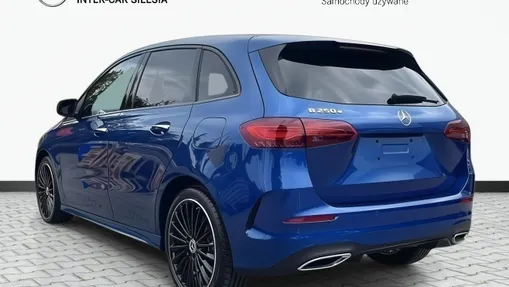 MERCEDES-BENZ B Klasa B 250 e PHEV AMG Line 8G-DCT