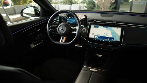 MERCEDES-BENZ E Klasa E 220 d mHEV 4-Matic AMG 9G-Tronic