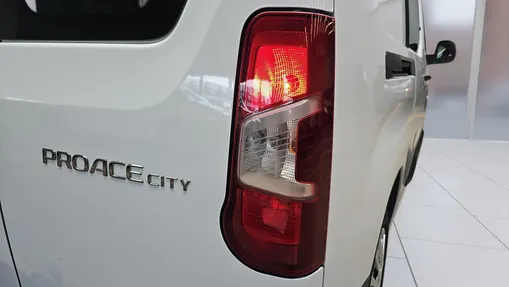 TOYOTA Proace City Proace City 1.5 D-4D Long 2,3t Active (bryg.)