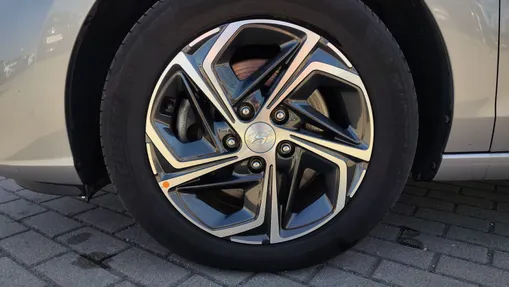 HYUNDAI i30 i30 1.0 T-GDI Smart