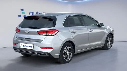 HYUNDAI i30 i30 1.0 T-GDI Smart