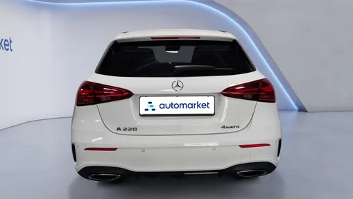 MERCEDES-BENZ A Klasa A 220 4-Matic AMG Line 8G-DCT