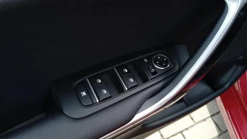 KIA Cee'd Ceed 1.5 T-GDI mHEV L