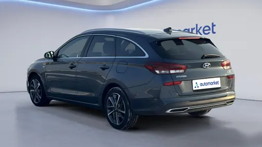 HYUNDAI i30 i30 1.5 T-GDI 48V Executive