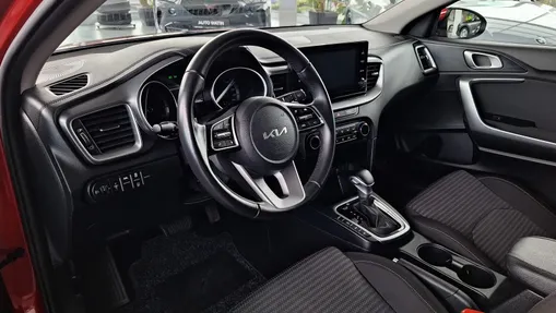 KIA Cee'd Ceed 1.5 T-GDI M DCT