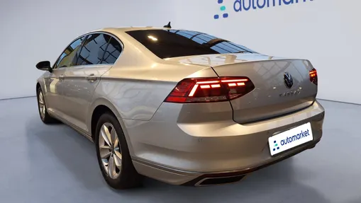VOLKSWAGEN Passat Passat 2.0 TSI Elegance DSG