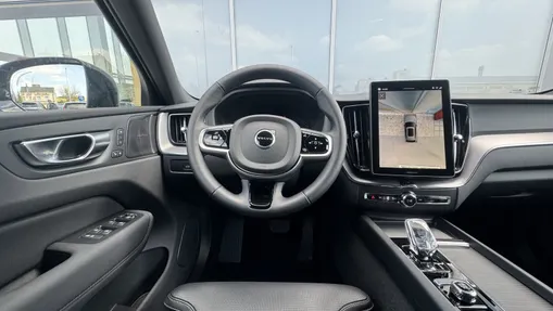 VOLVO XC60 XC60 T6 Plug-In Hybrid AWD Plus Black Edition aut