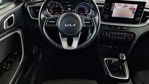 KIA Cee'd Ceed 1.5 T-GDI M
