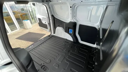 FORD Transit Courier Transit Courier EV Trend Nowy