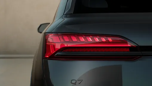 AUDI Q7 Q7 TFSI e PHEV 290 kW Quattro S Line Tiptr. Nowy