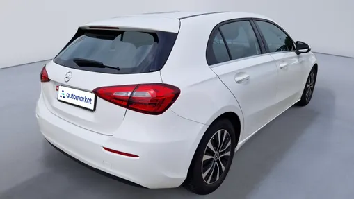 MERCEDES-BENZ A Klasa A 180 Style 7G-DCT
