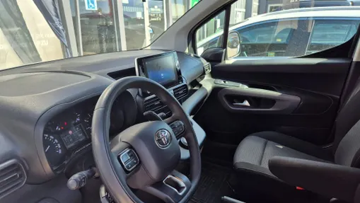 TOYOTA Proace City Verso Proace City Verso 1.5 D-4D Business Aut.
