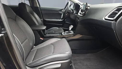 KIA Cee'd Ceed 1.6 GDI PHEV L DCT