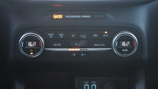 FORD Kuga Kuga 2.5 FHEV AWD Titanium