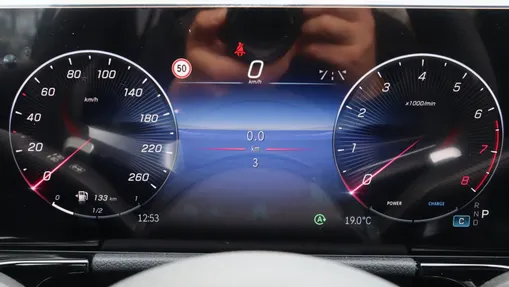 MERCEDES-BENZ GLA GLA 200 Nowy