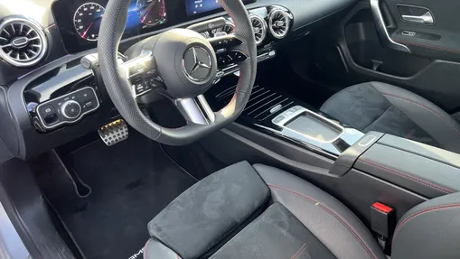 MERCEDES-BENZ A Klasa A 200 AMG Line 7G-DCT