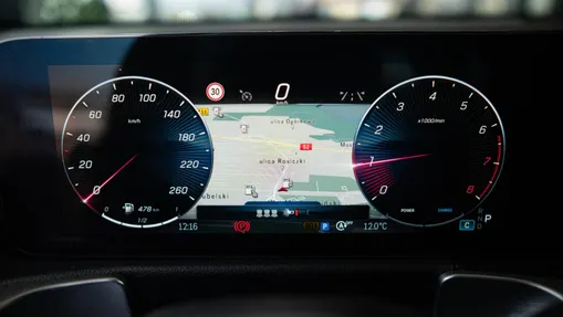 MERCEDES-BENZ GLB GLB 200 mHEV Progressive 7G-DCT